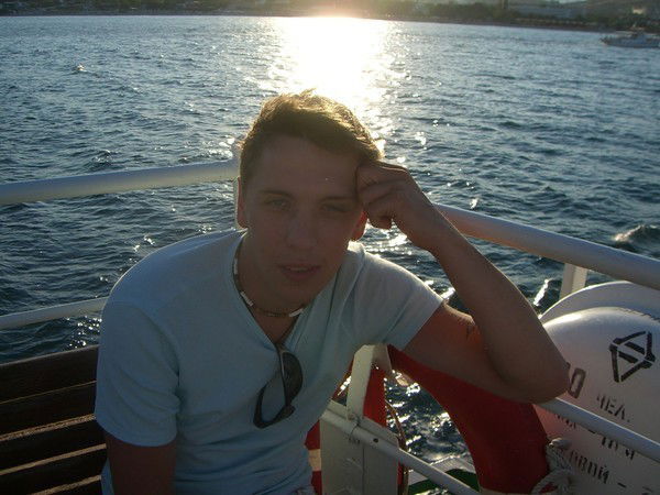 Андрей Захаров