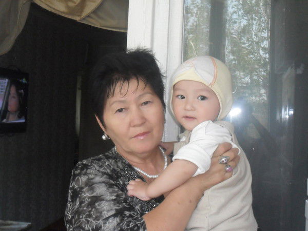 Жипара Молдалиева