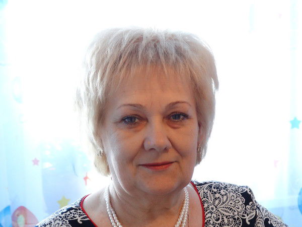 Люба Косолапова