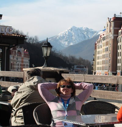 Елена Попова