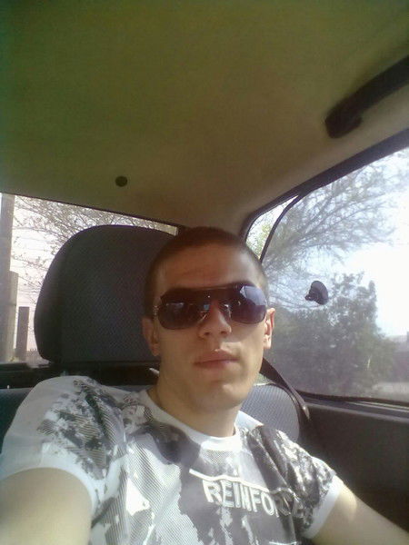 Женя Гостяев