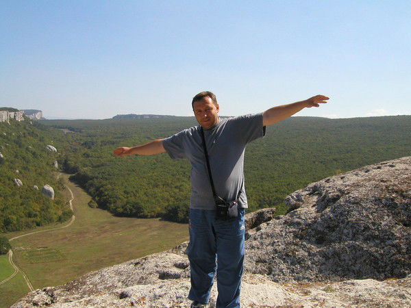 Юрий Назаренко