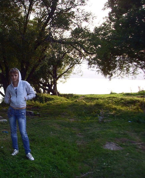 Наташа Лебедь