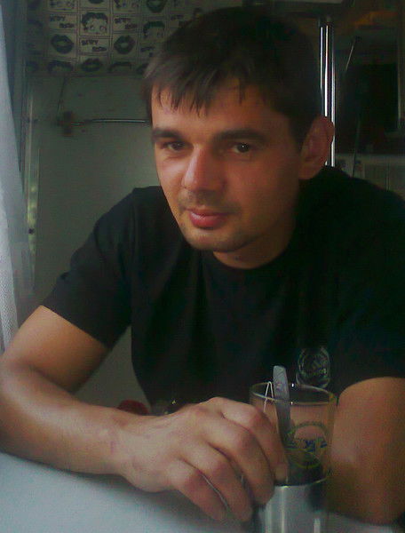 Илья Овчинников