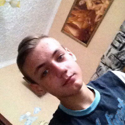 Денис Плужников