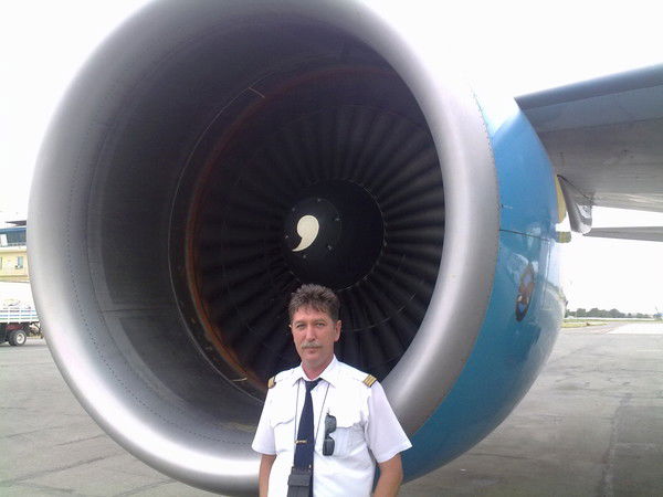 Александр Сургутанов