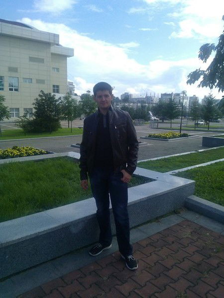 Дмитрий Щеляев