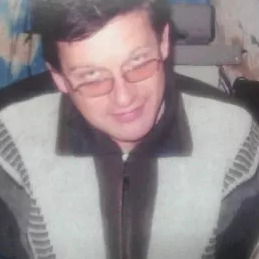 Андрей Плотников