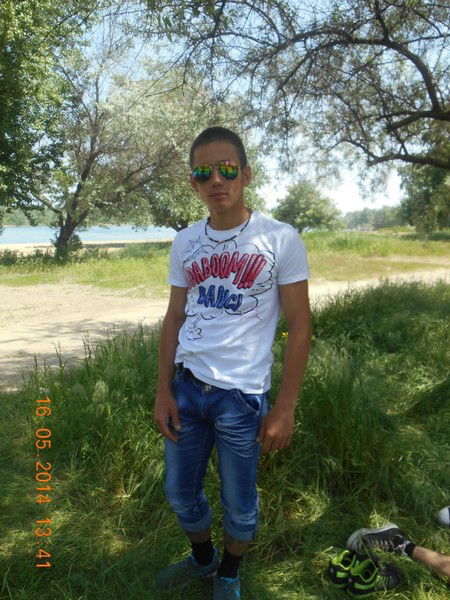 Роман Холматов