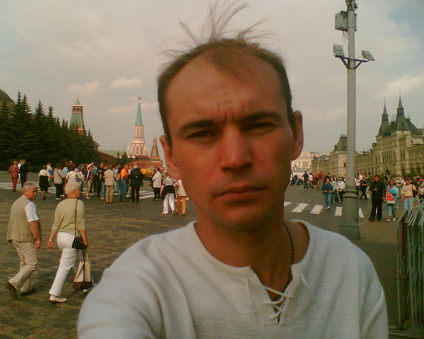 Андрей Попов