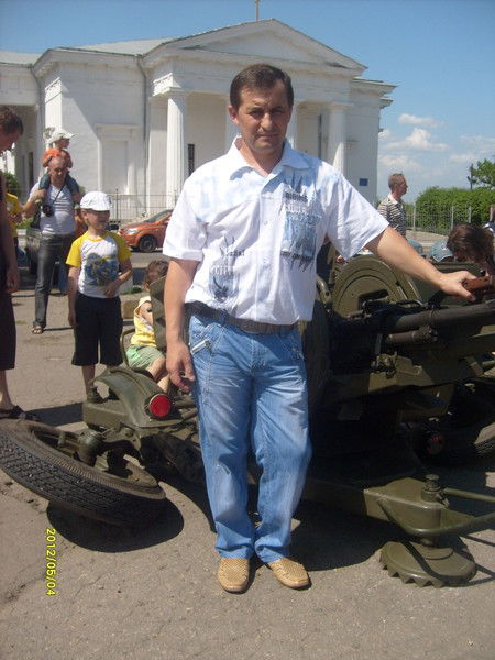 Валера Криворучко