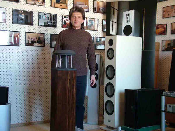 Виктор Абрамов