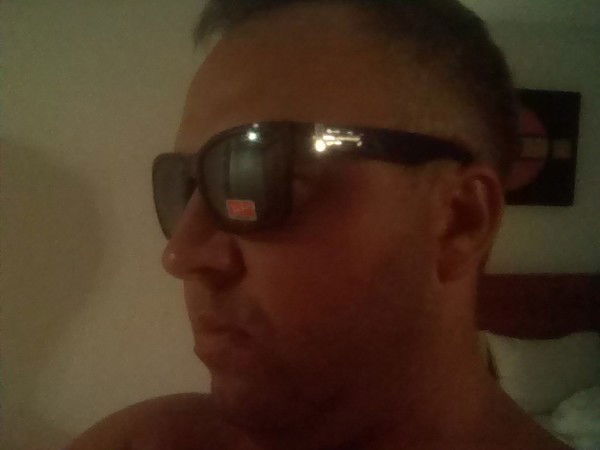 Эдуард Белоплотов