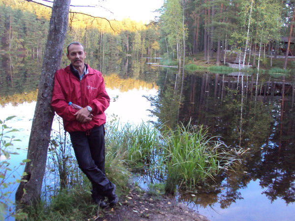 Александр Тарханов