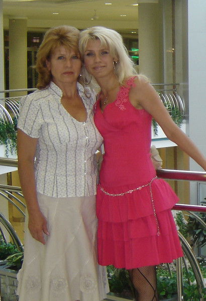 Лена Лукошкова