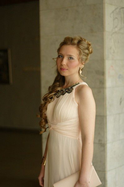 Анна Корзухина