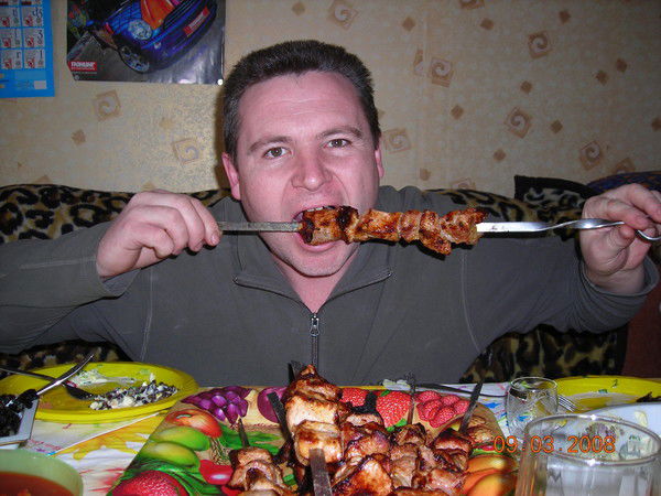 Юрий Макаров