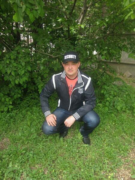 Берик Есимов