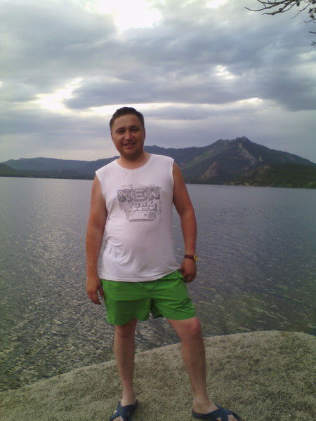 Дамир Мендыбаев