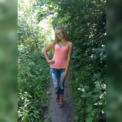 Яна Наумова