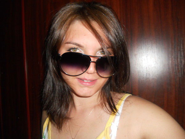 Яна Захарова