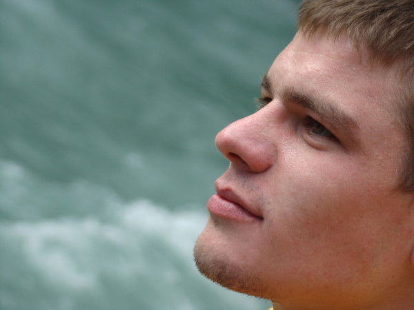 Толя Леденёв