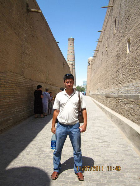 Азим Азизов