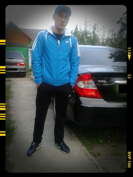 Жека Бондарев