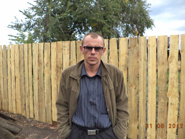 Александр Серков