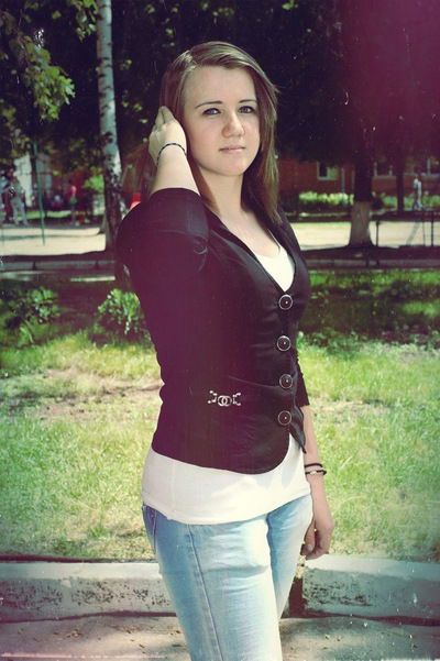 Кира Мельниченко