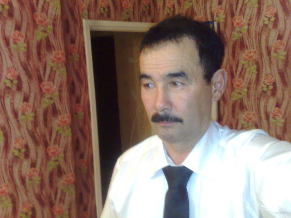 Булат Муратов