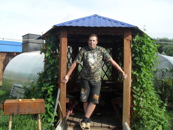 Павел Исаков