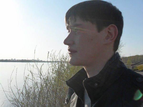 Руслан Авазов