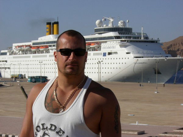 Влад Корнилов