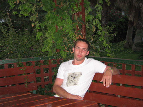 Александр Андреев