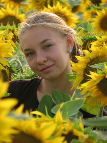 Александра Сарычева