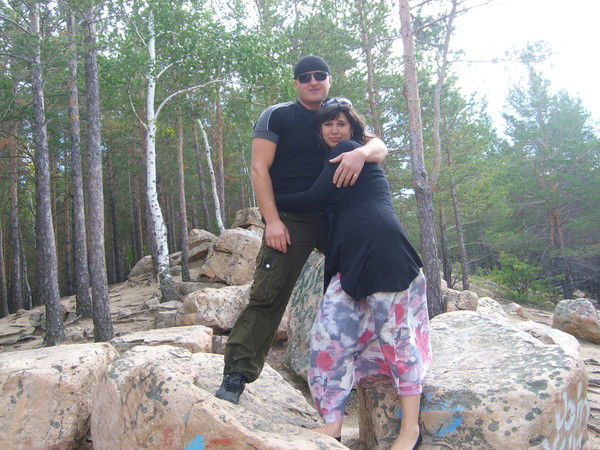 Юля Литвинова