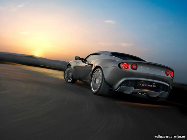 Антон Новоженов