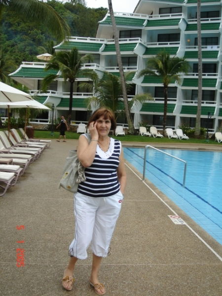 Елена Голышева