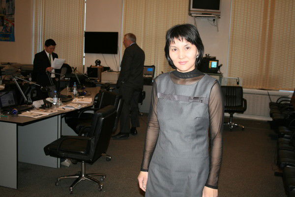 Айнур Калиханова