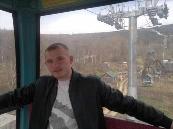 Андрей Теслов