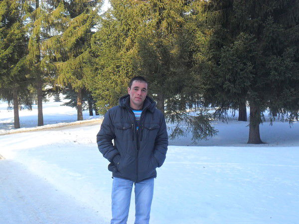 Близнец Каримов