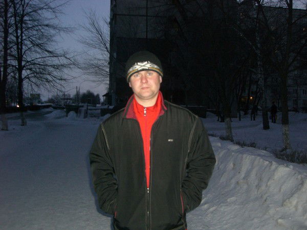 Денис Бондарь