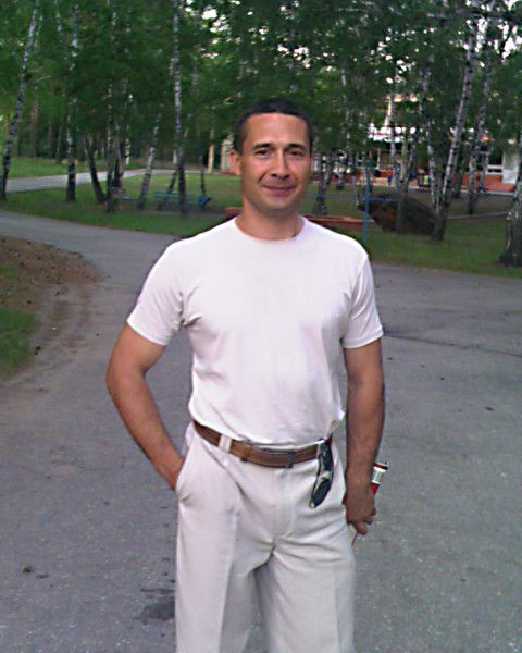 Константин Ермолаев