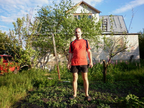 Константин Новоточин