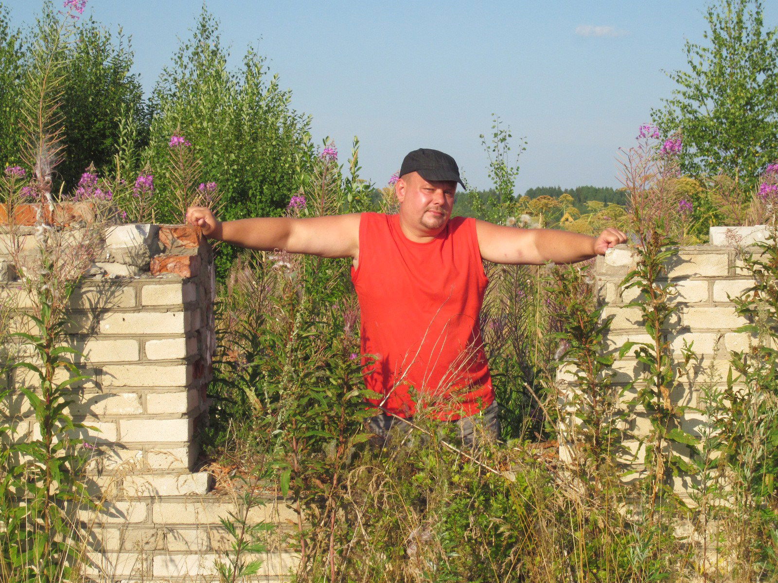 Юрий Захаров