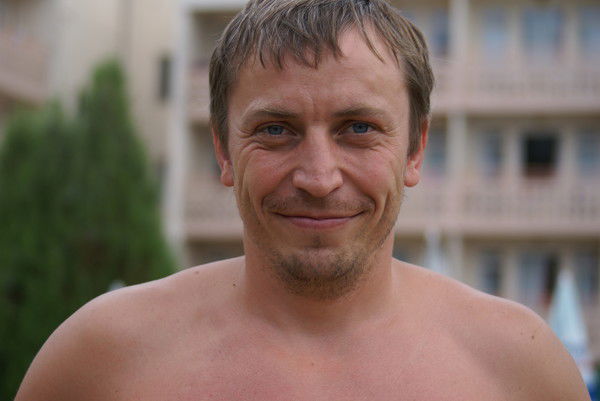 Евгений Новоселов