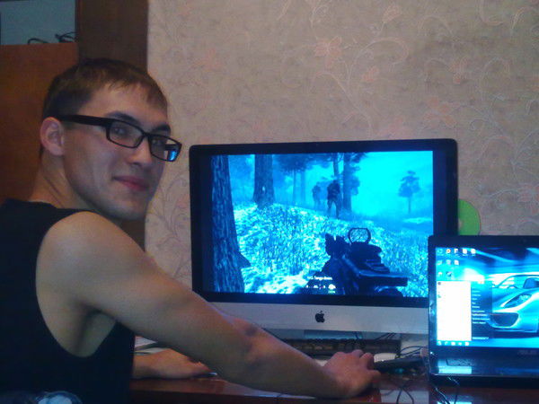 Денис Пушков