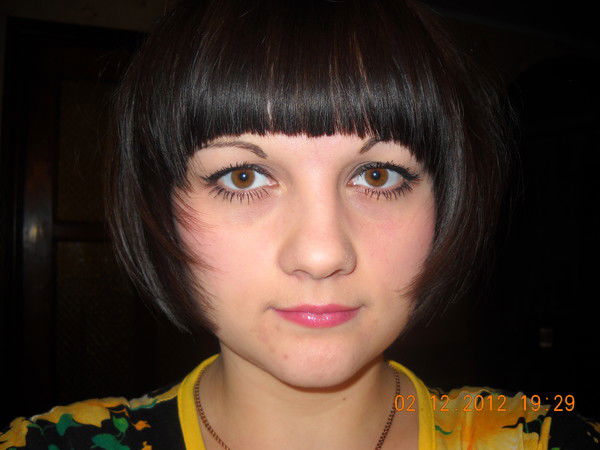 Олеся Брюнетка