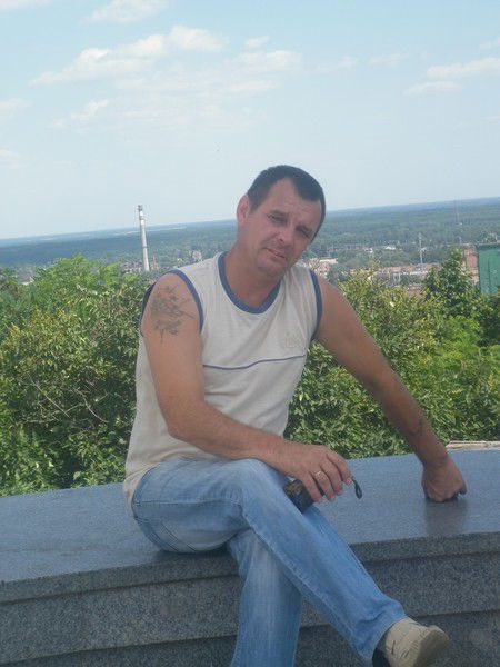 Толик Бакуров